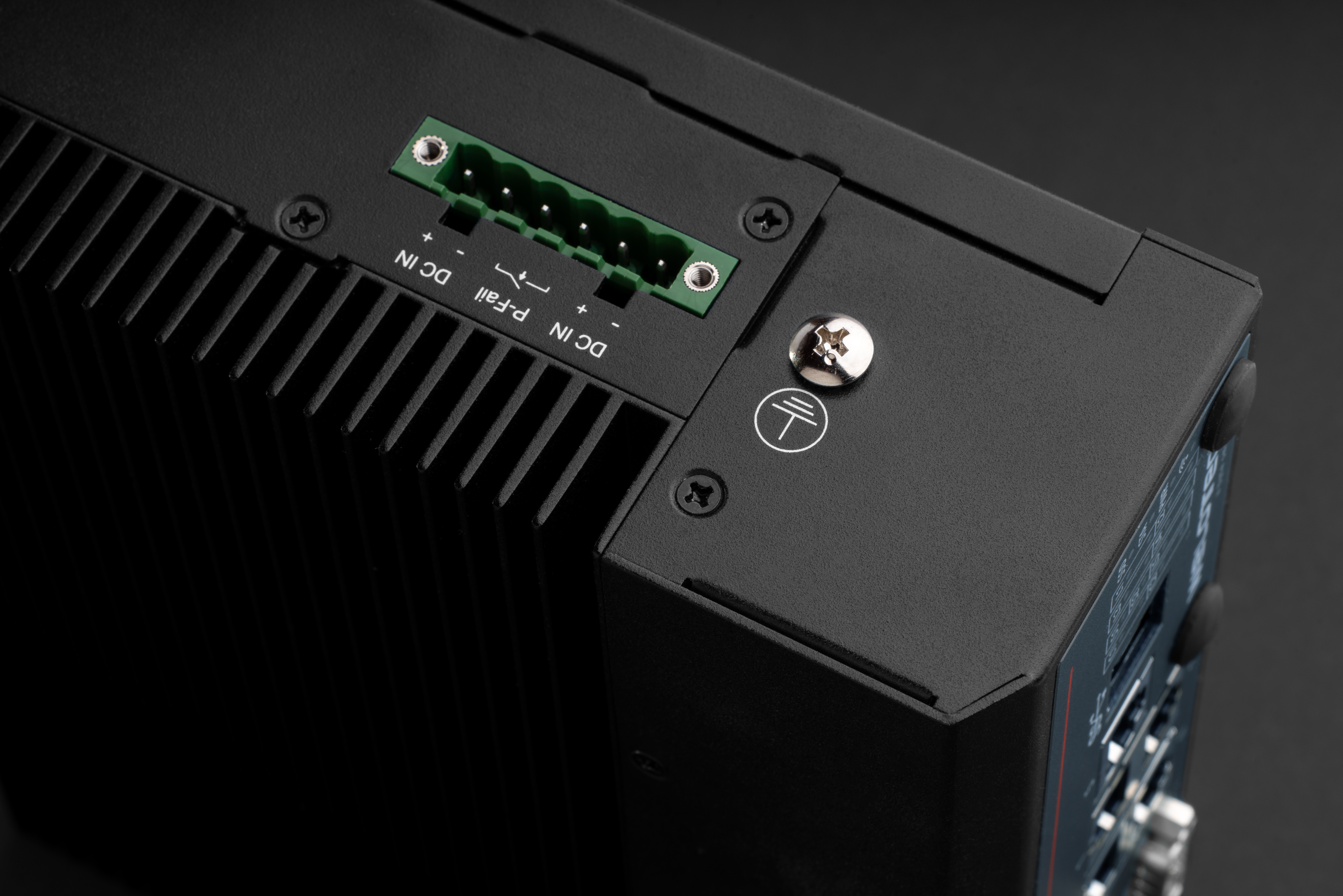 power supply pins